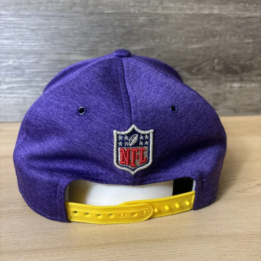 Minnesota Vikings Hat Cap Snap Back Purple Yellow NFL Football New Era Mens